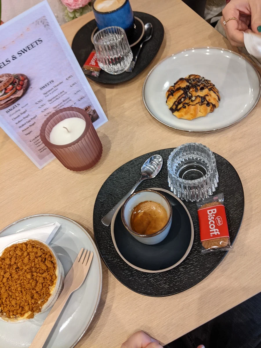 Essen und Trinken photo 3