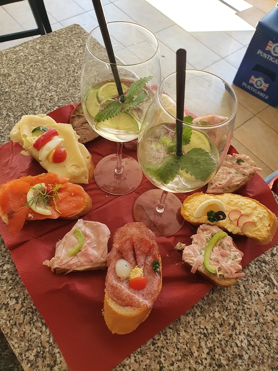 Essen und Trinken photo 1