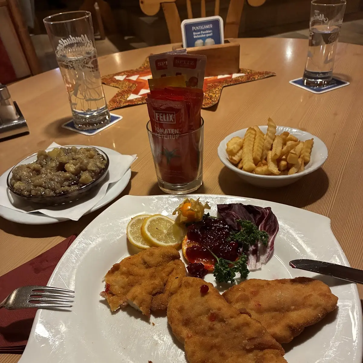 Essen und Trinken photo 1