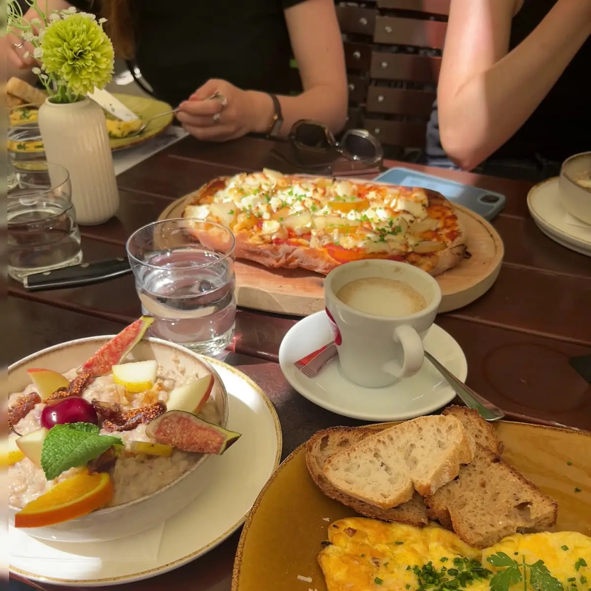 Essen und Trinken photo 3