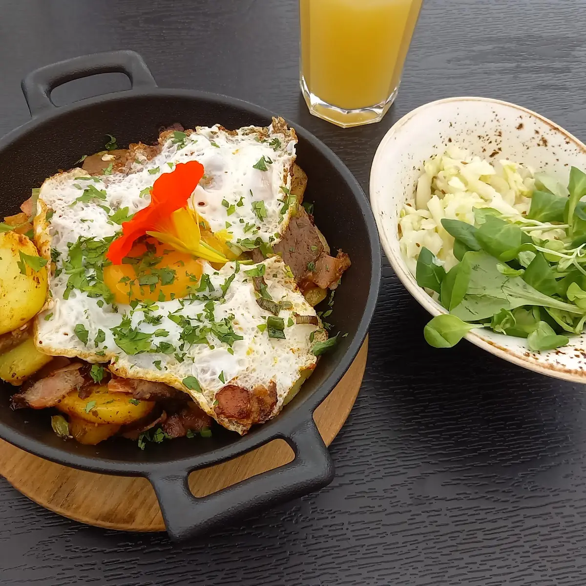 Essen und Trinken photo 2