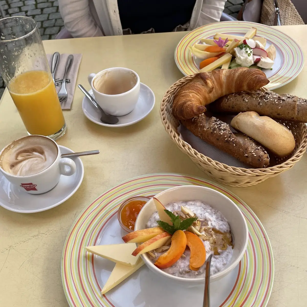 Essen und Trinken photo 3