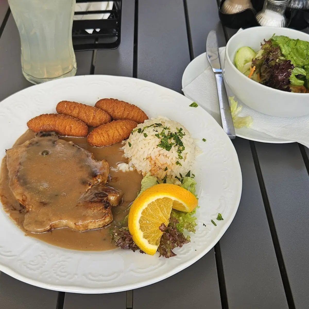 Essen und Trinken photo 3