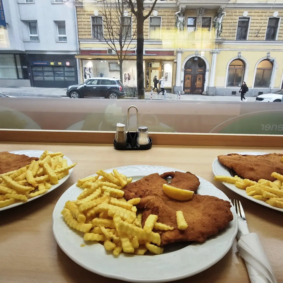 Essen und Trinken, SchnitzelCenter