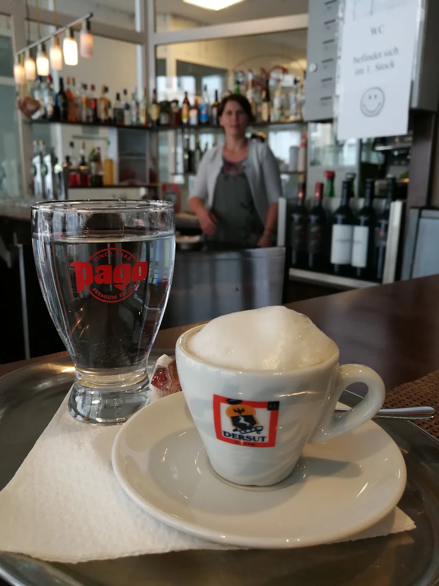 Essen und Trinken photo 1