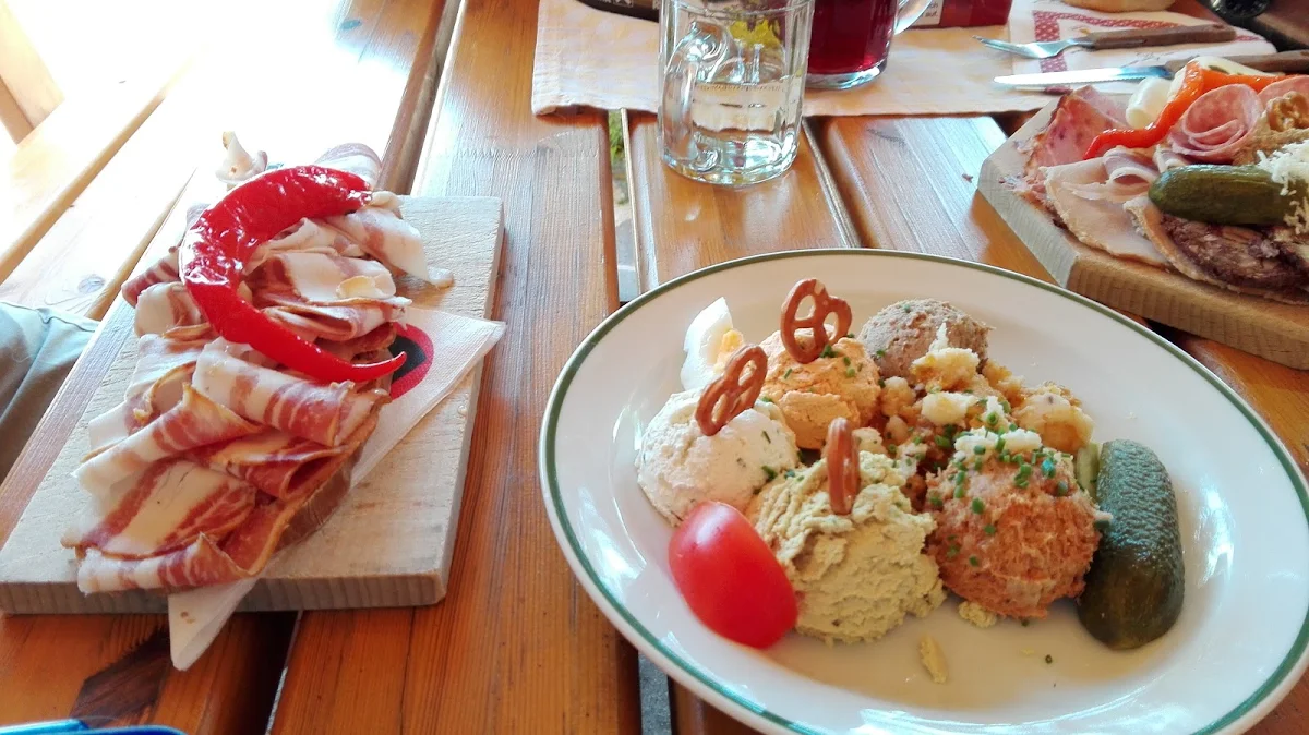 Essen und Trinken photo 2