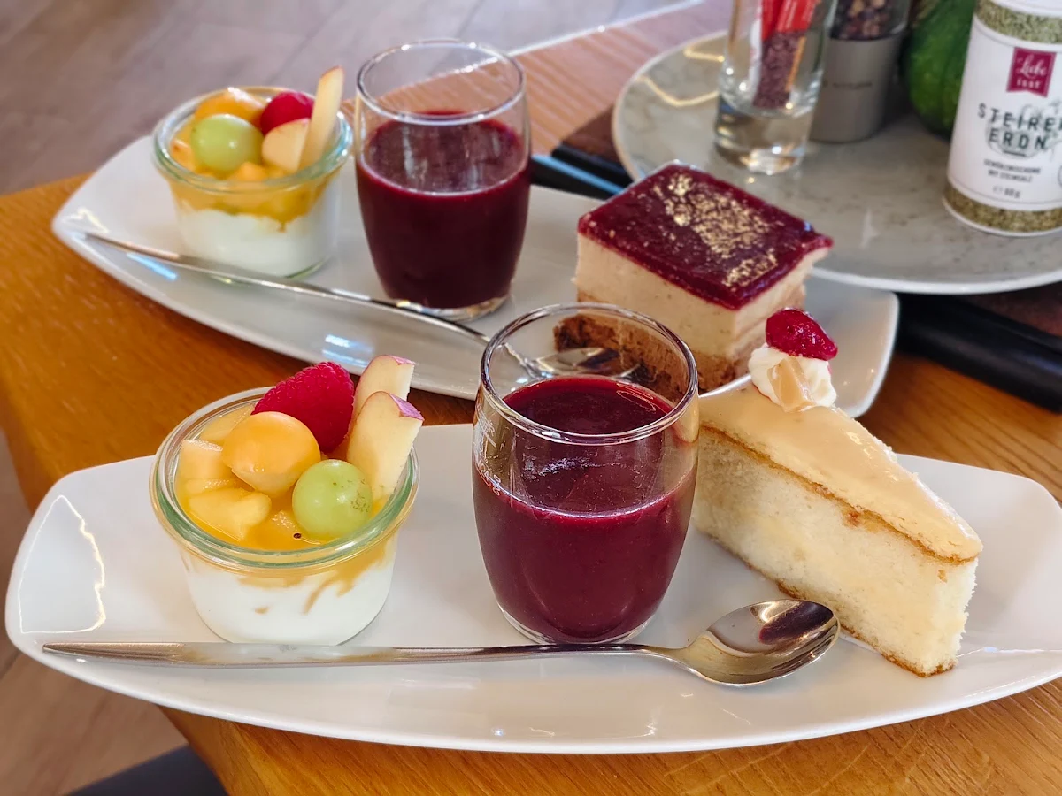 Essen und Trinken photo 1