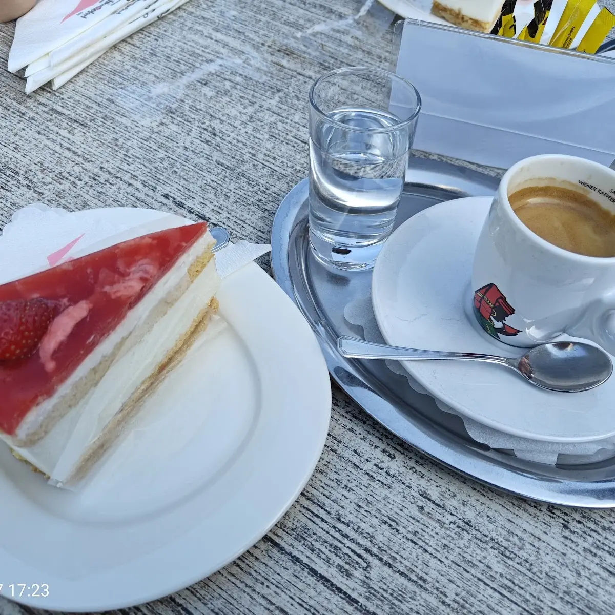 Essen und Trinken photo 5