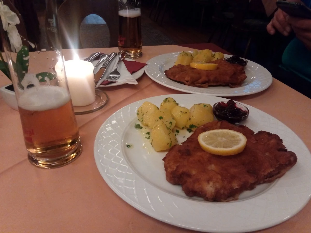 Essen und Trinken, Hotel Gasthof Brüggler