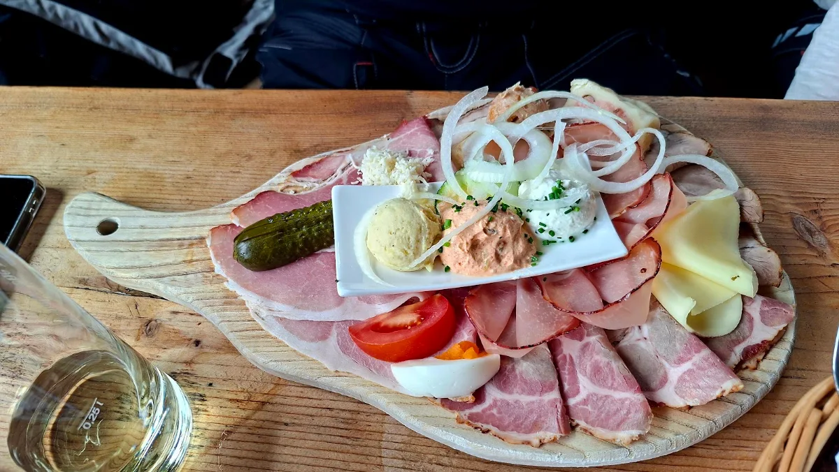 Essen und Trinken photo 2