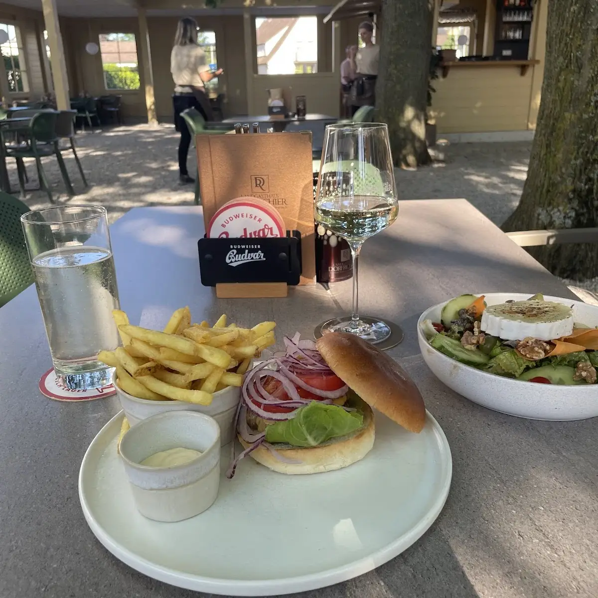 Essen und Trinken photo 3