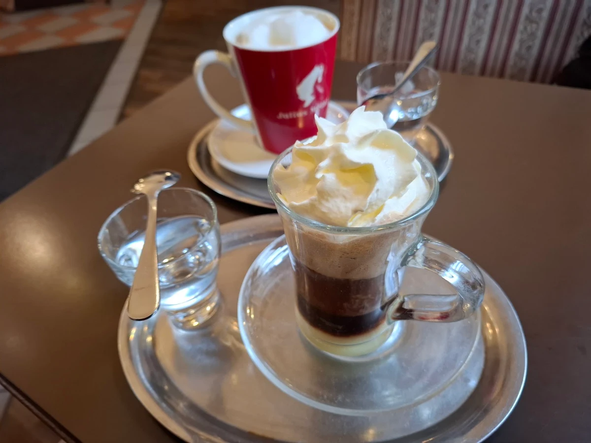 Essen und Trinken photo 3