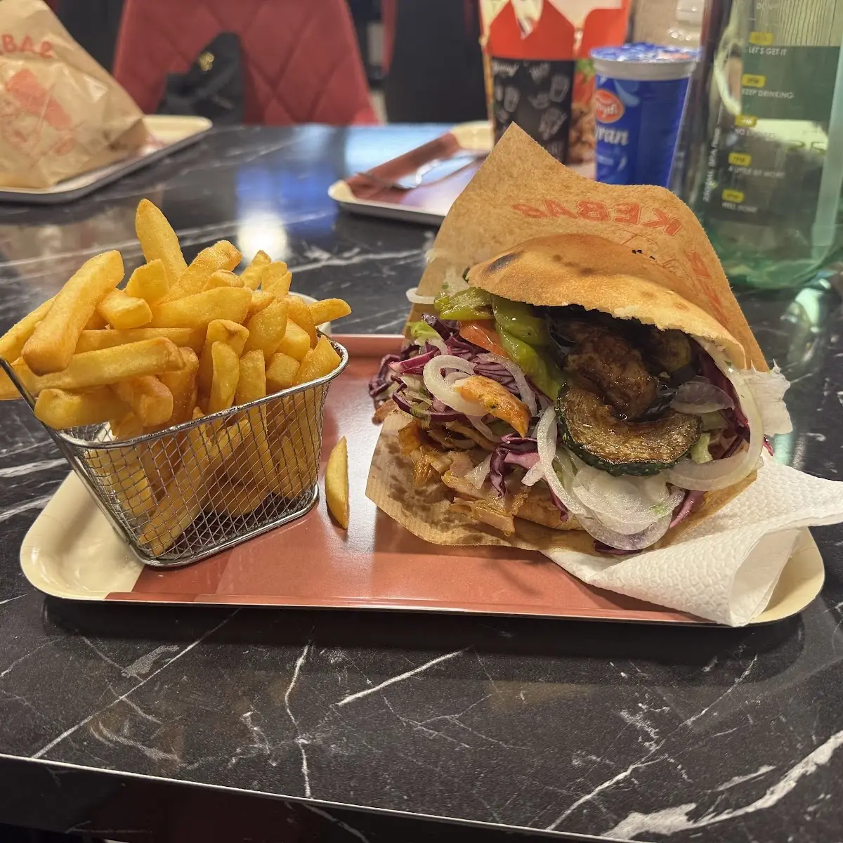 Essen und Trinken photo 2