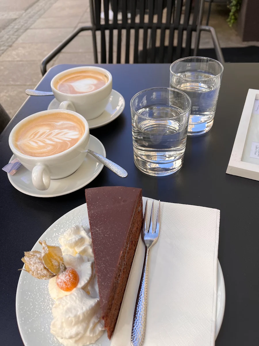 Essen und Trinken photo 6