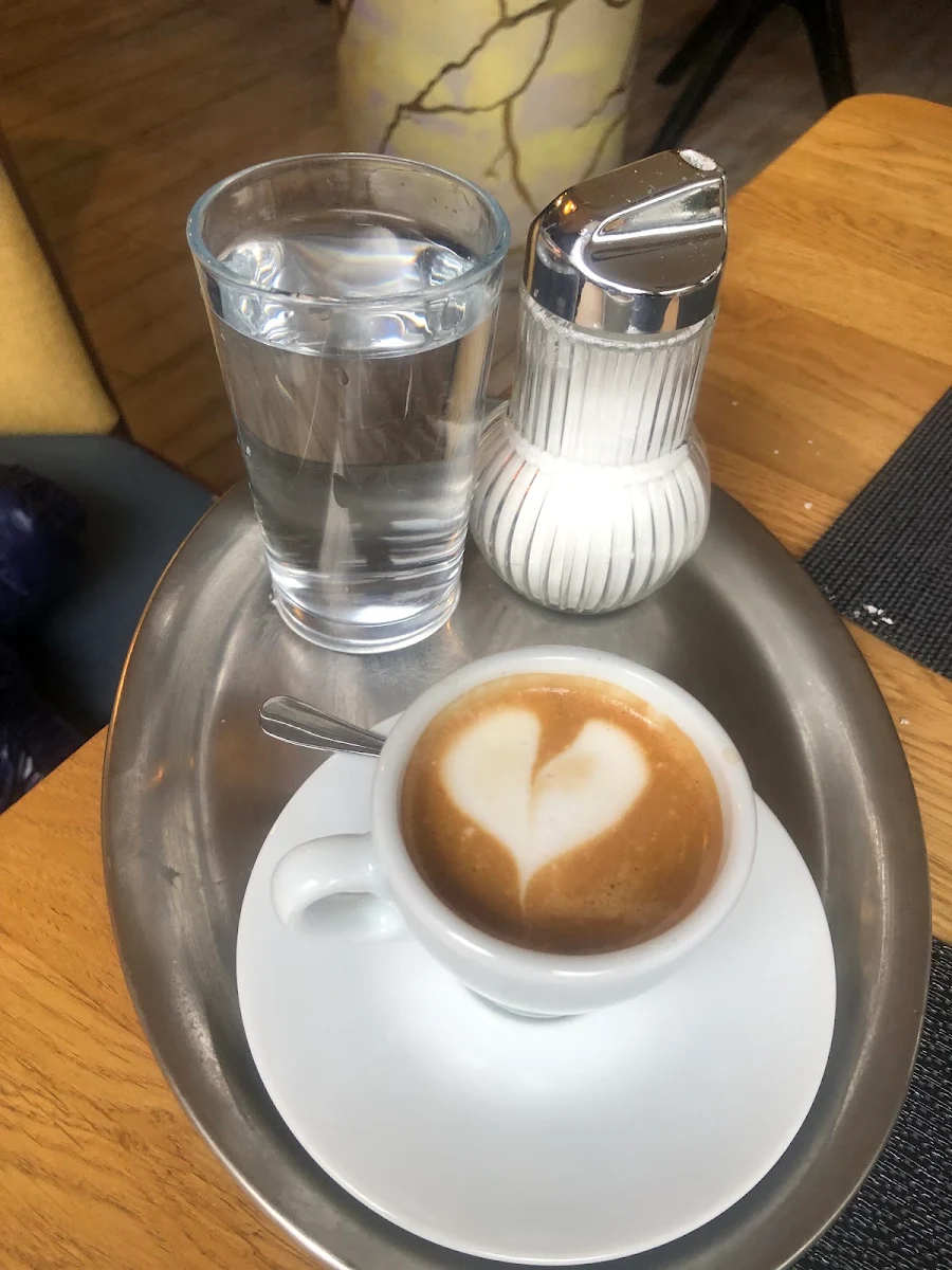 Essen und Trinken photo 2