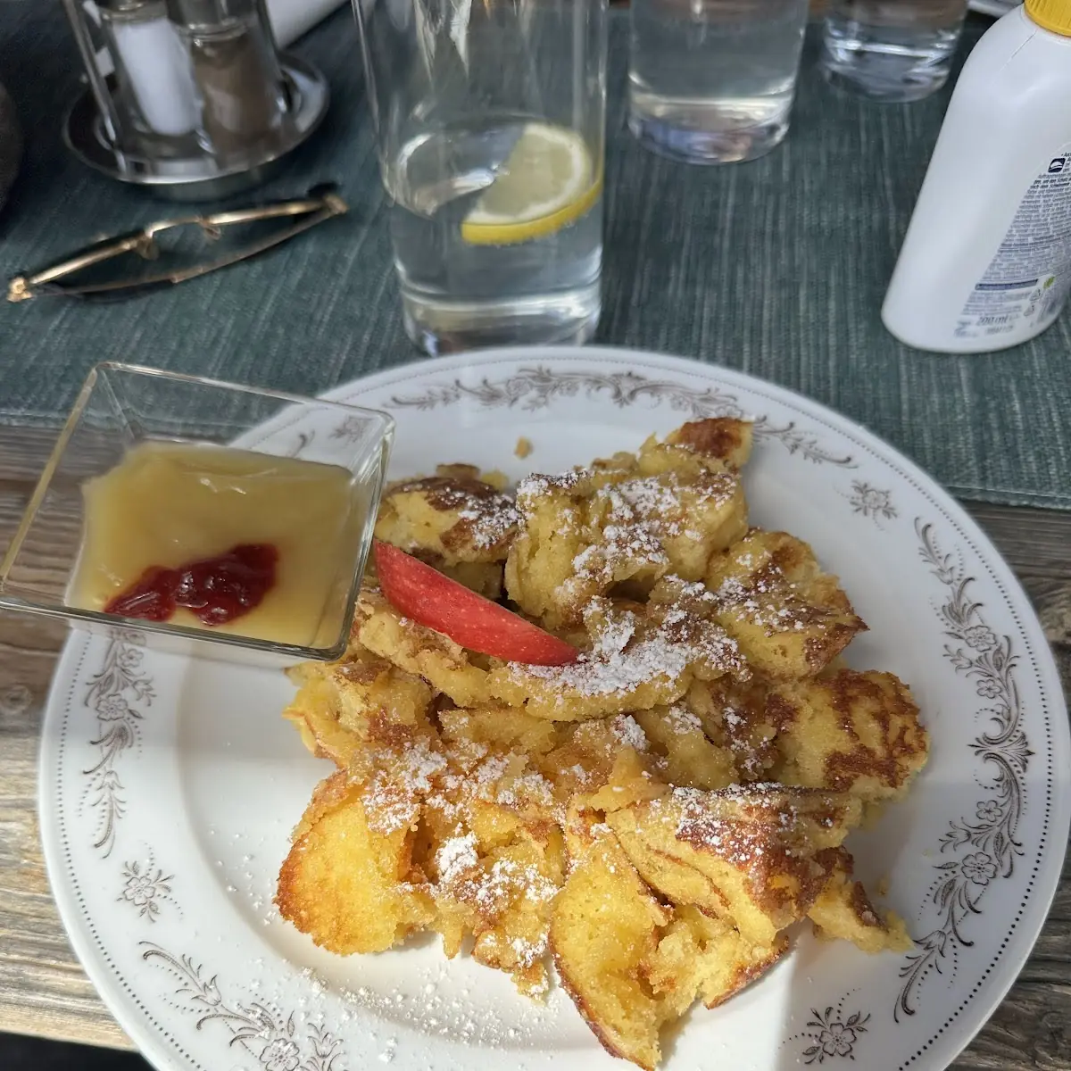 Essen und Trinken photo 1