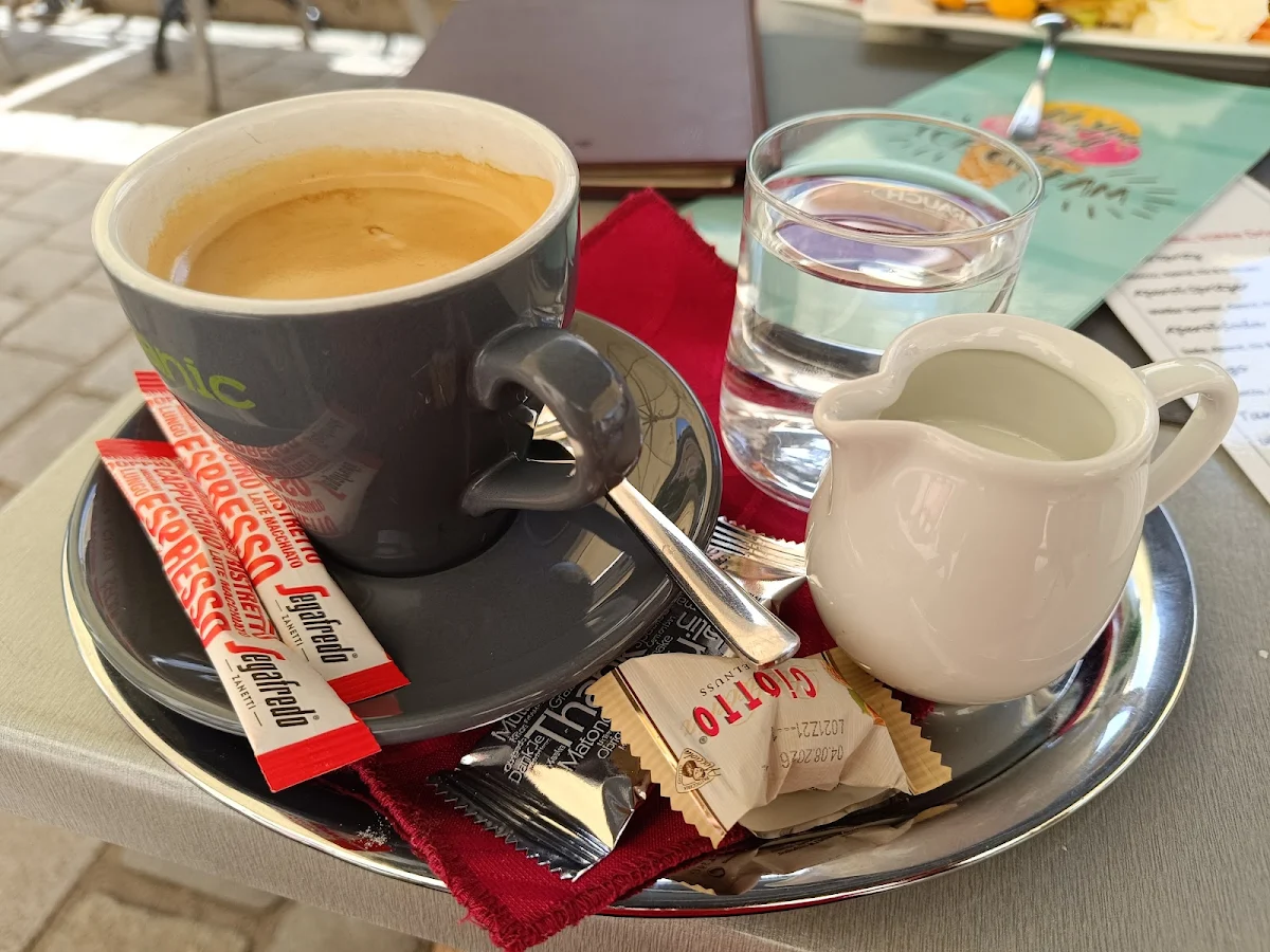 Essen und Trinken photo 2