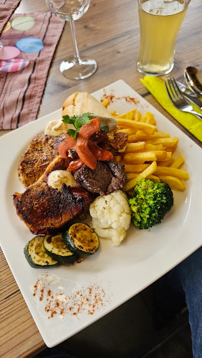 Essen und Trinken photo 3