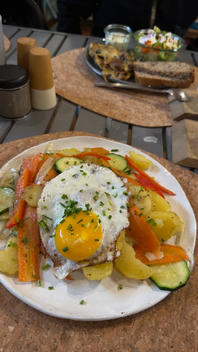 Essen und Trinken photo 3