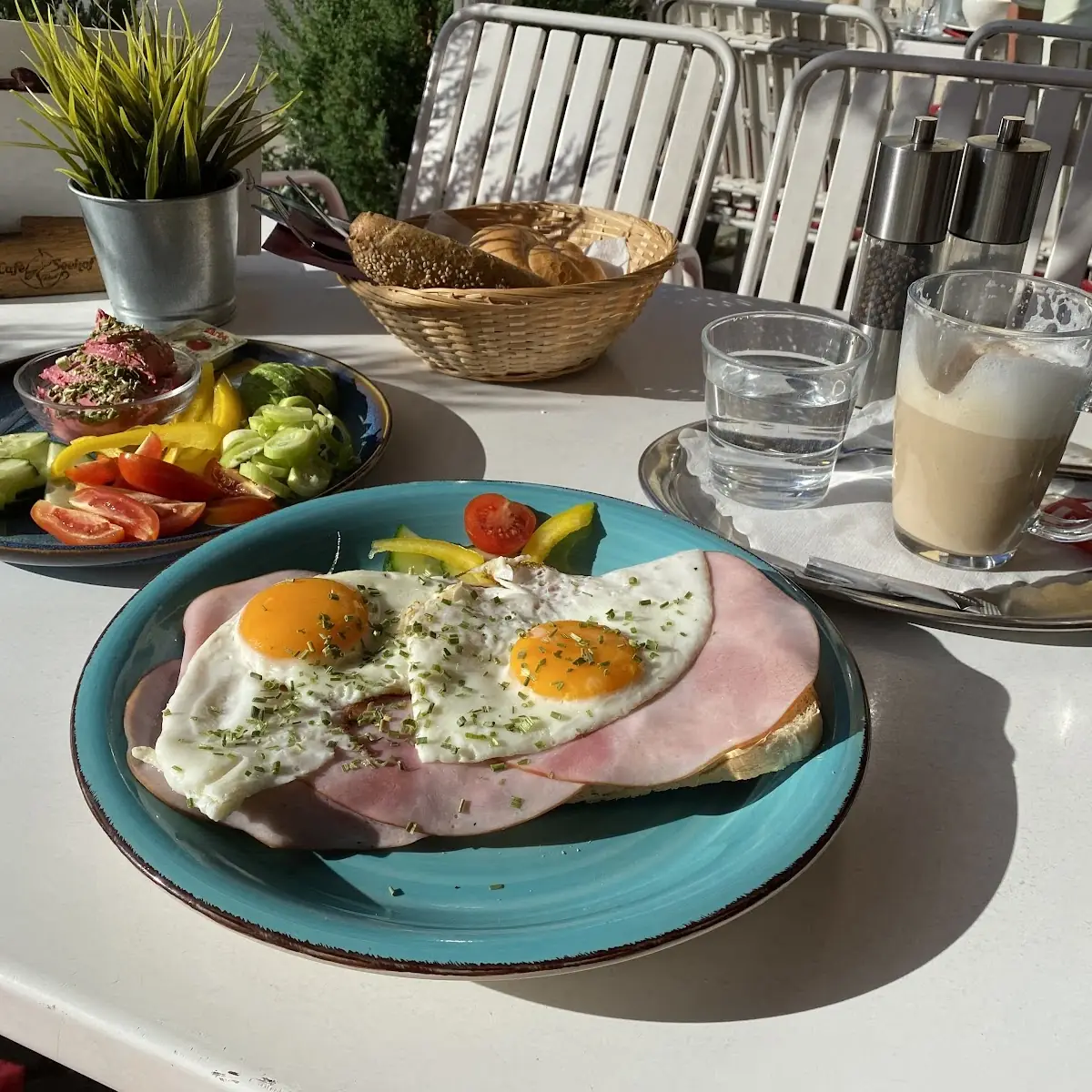 Essen und Trinken photo 4