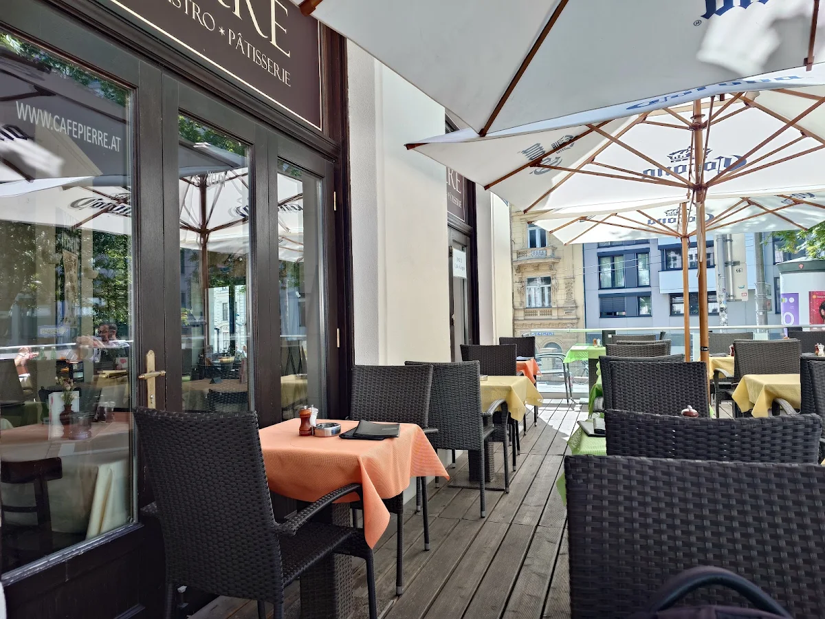 Café Pierre Titelbild