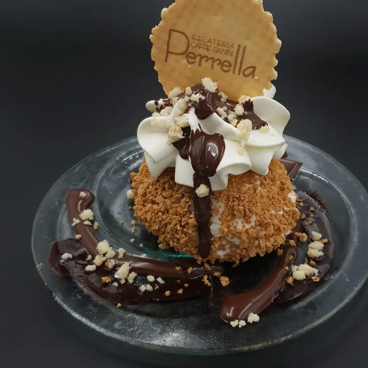 Essen und Trinken, Eissalon Caffè Perrella