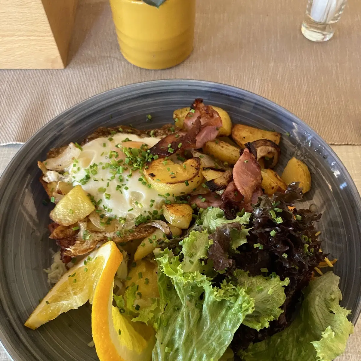 Essen und Trinken photo 1