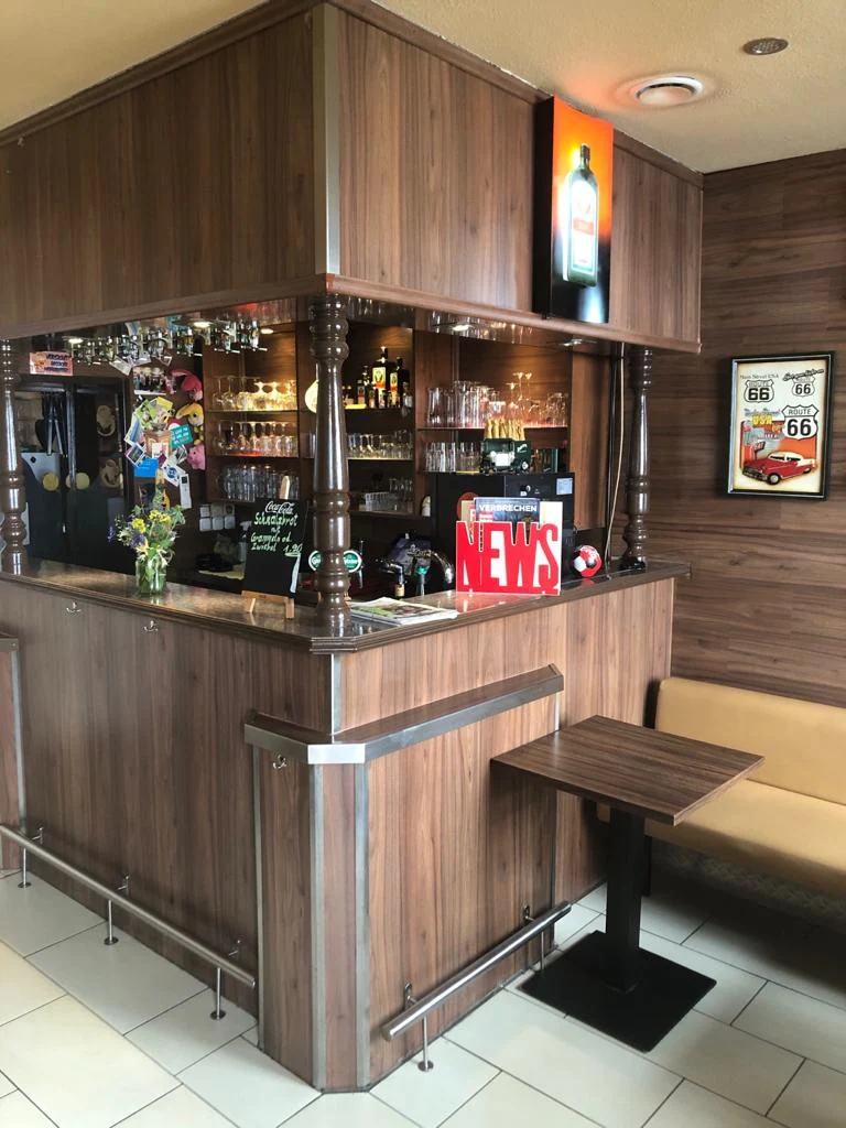 Alpha Cafe Titelbild