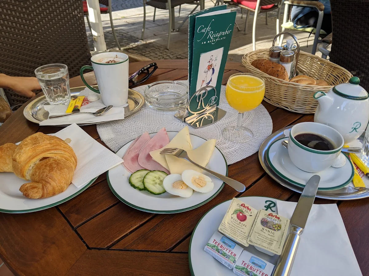 Essen und Trinken photo 4