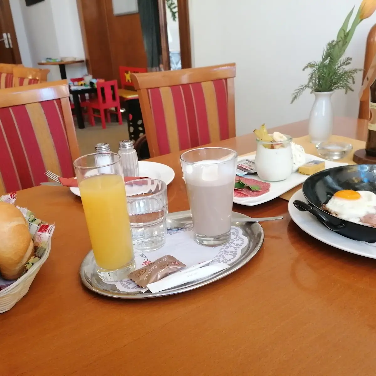 Essen und Trinken photo 1