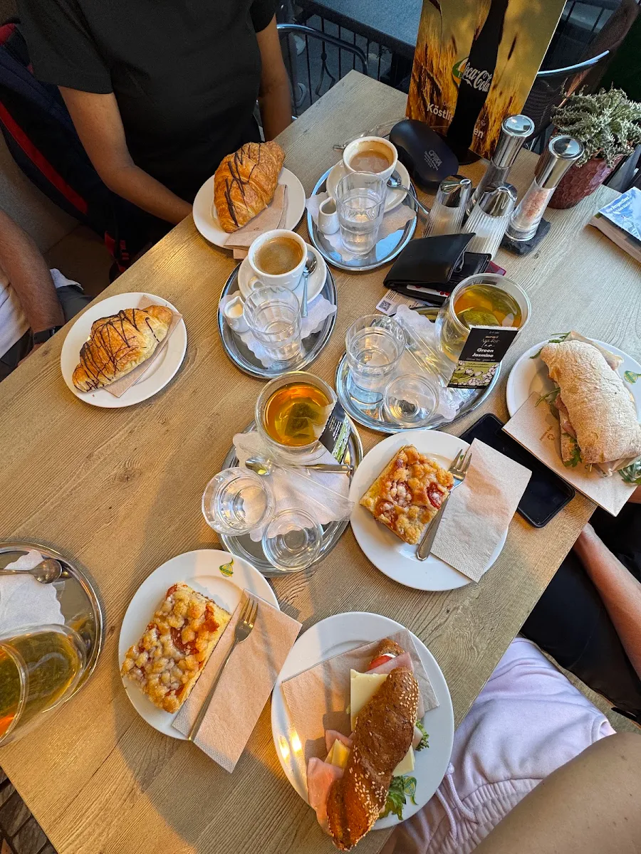 Essen und Trinken photo 4