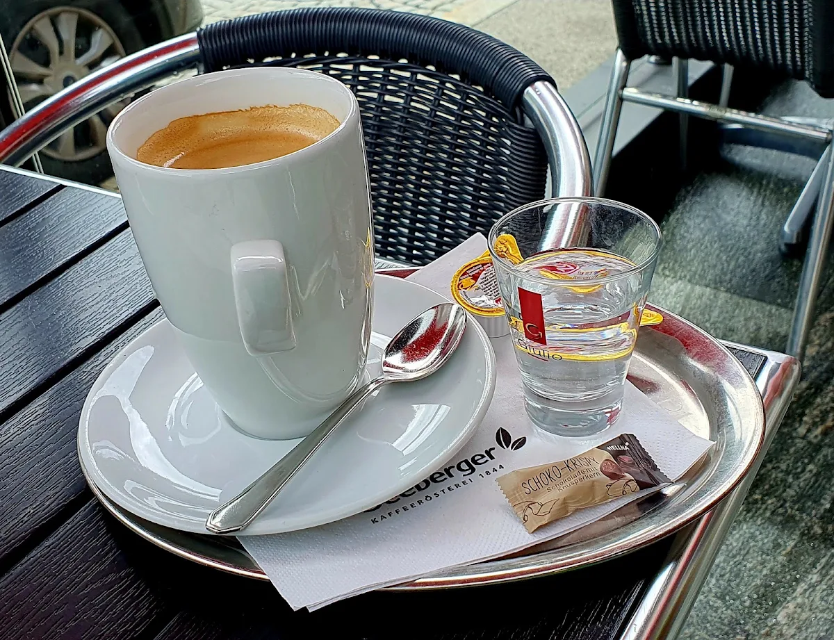 Essen und Trinken photo 2