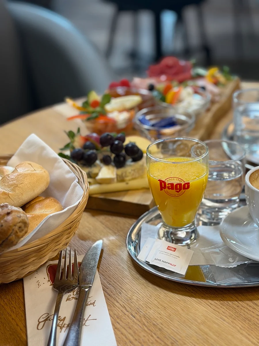 Essen und Trinken photo 1