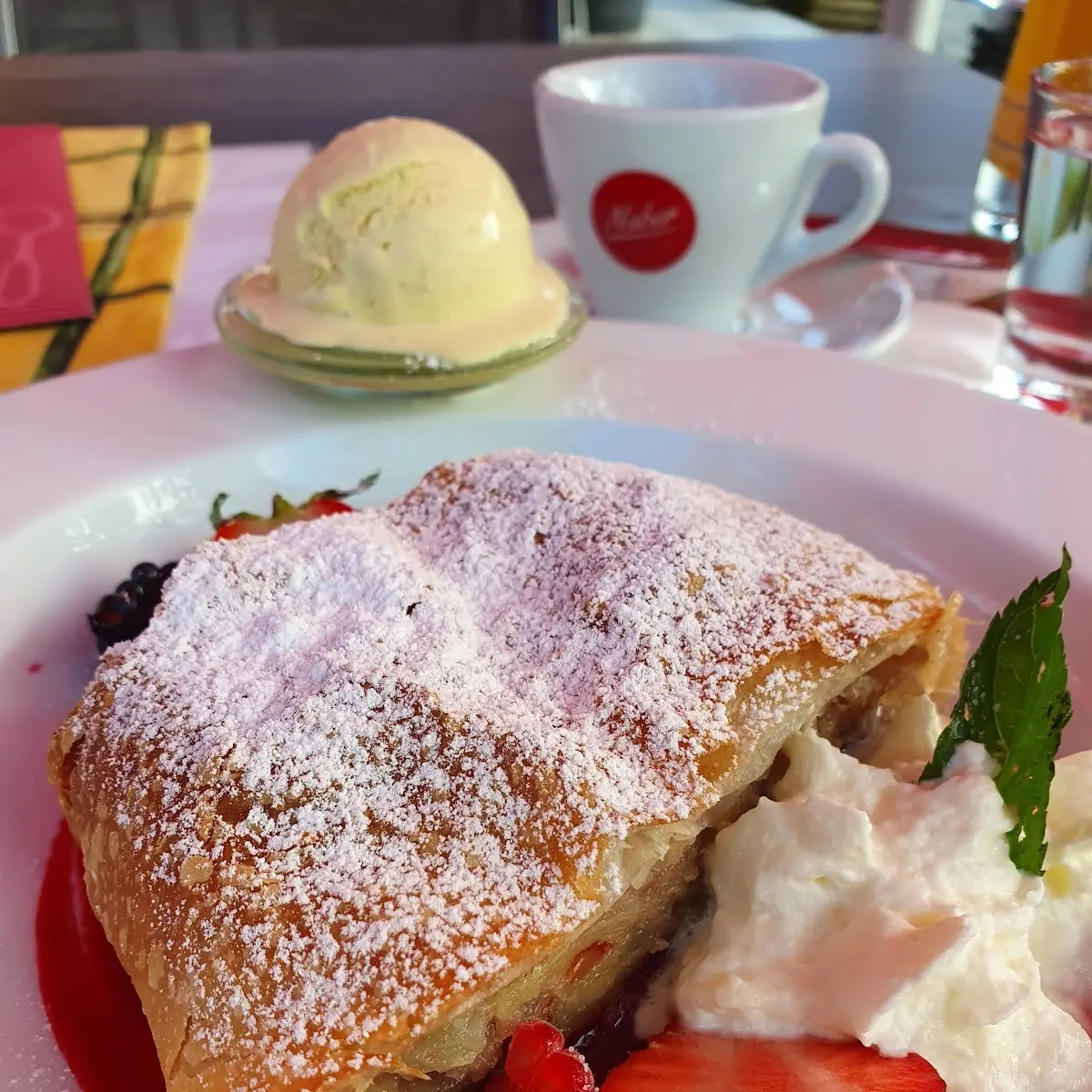 Essen und Trinken photo 5