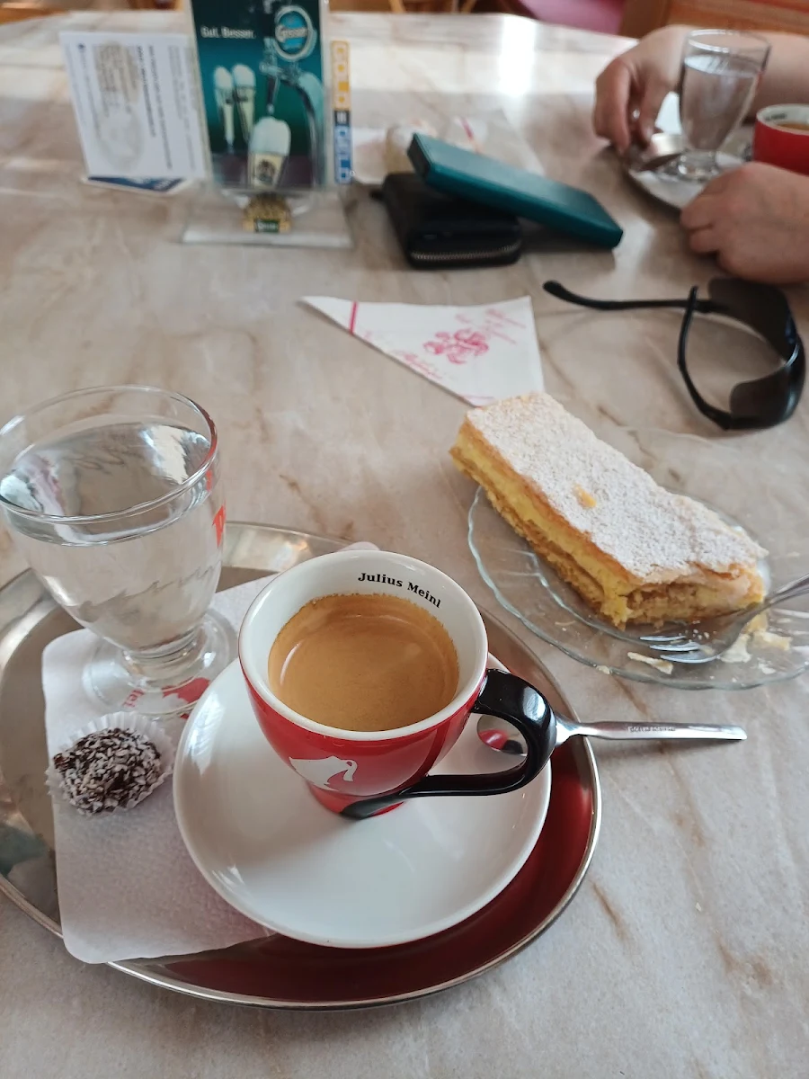 Essen und Trinken photo 6