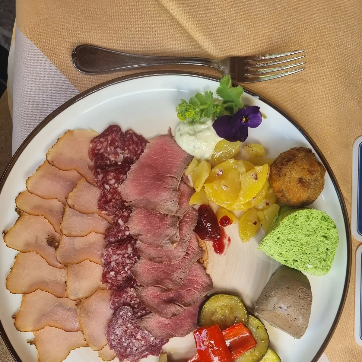 Essen und Trinken photo 2