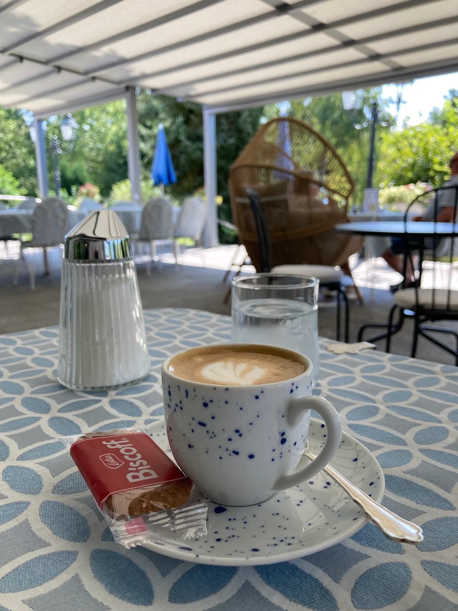 Essen und Trinken photo 1
