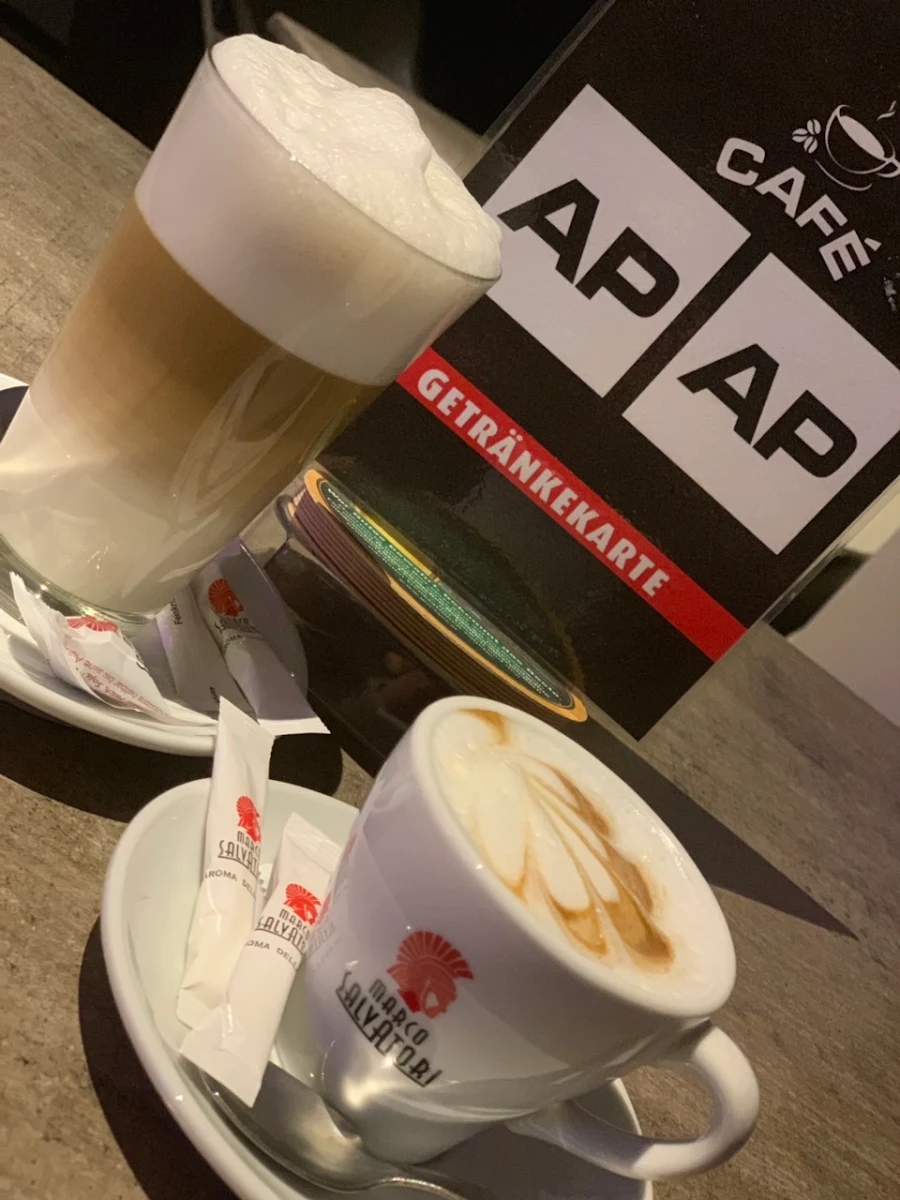 Cafe Apap Titelbild