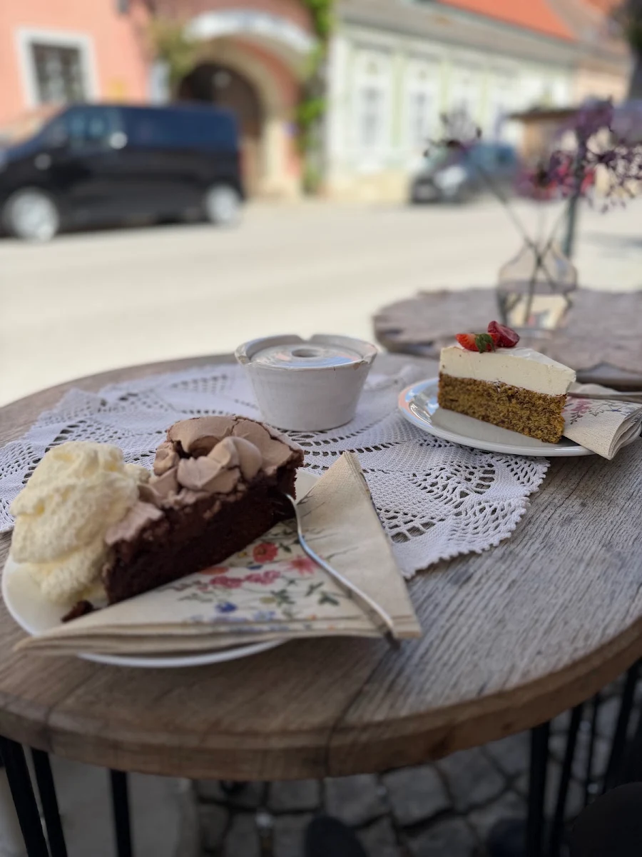 Essen und Trinken photo 2
