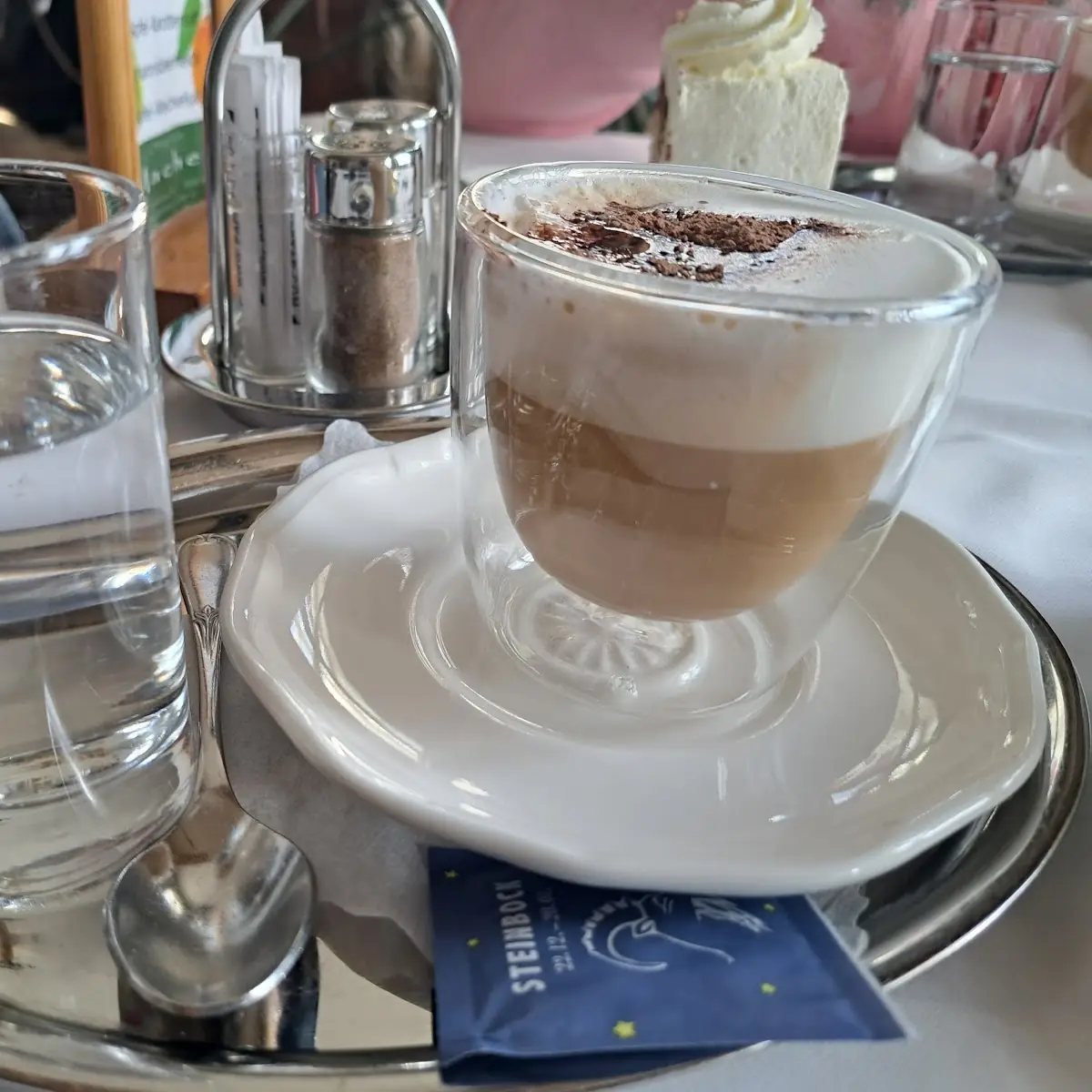 Essen und Trinken photo 2