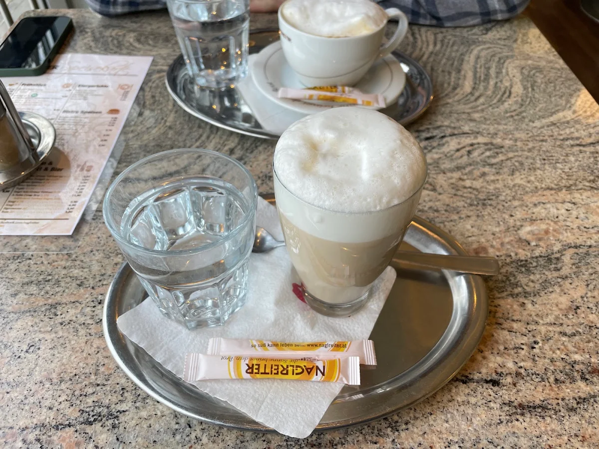 Essen und Trinken photo 1