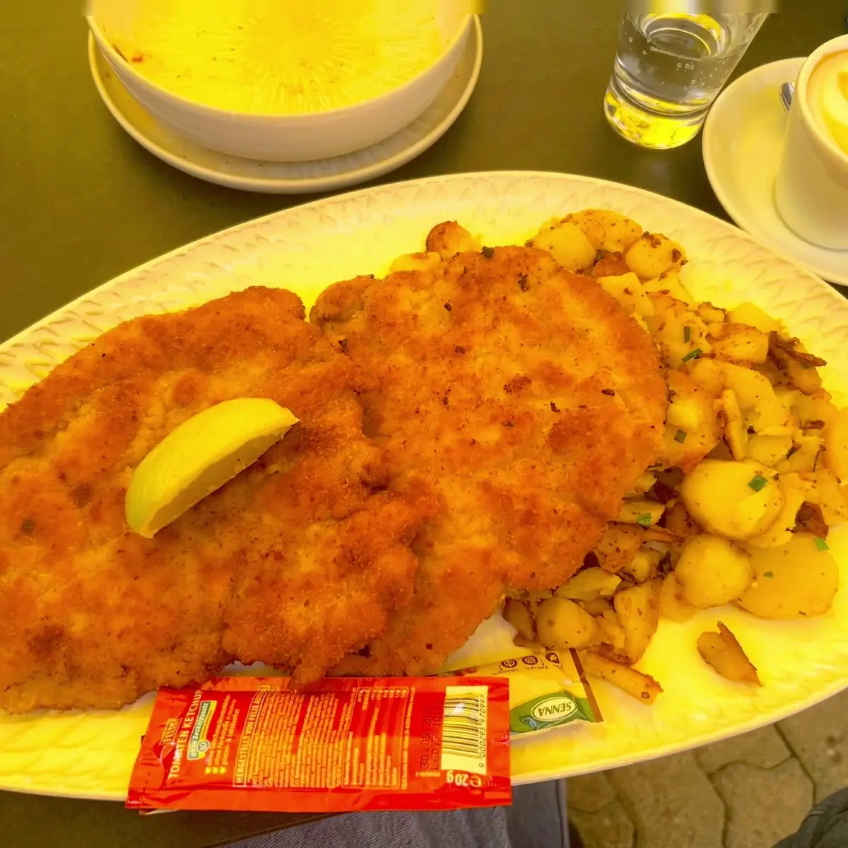 Essen und Trinken photo 2