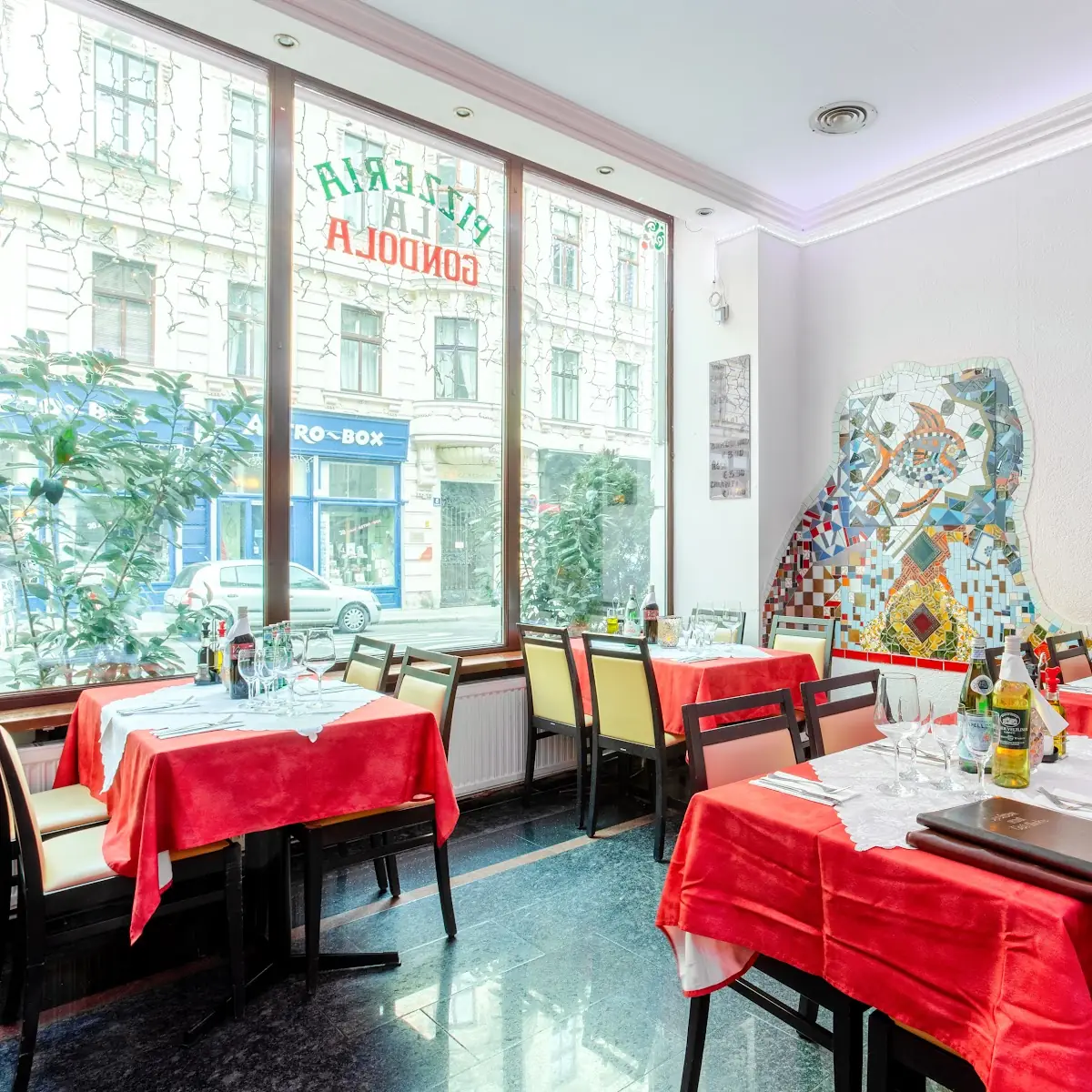 Atmosphäre, Pizzeria La Gondola