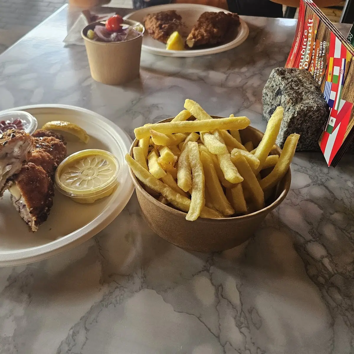 Essen und Trinken photo 2