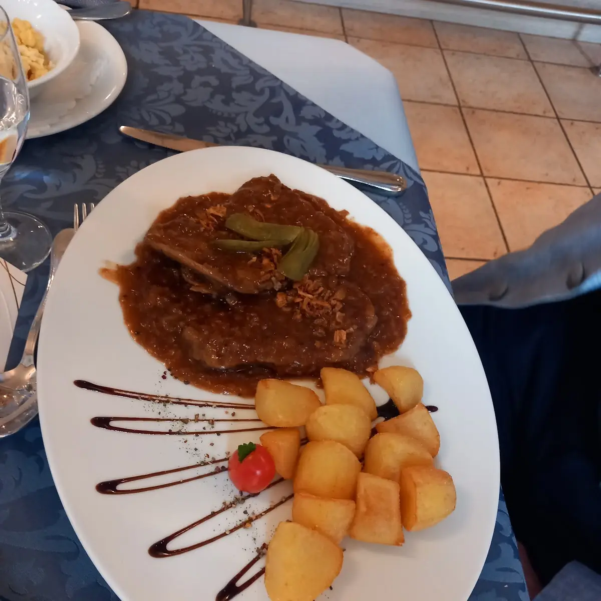 Essen und Trinken photo 3