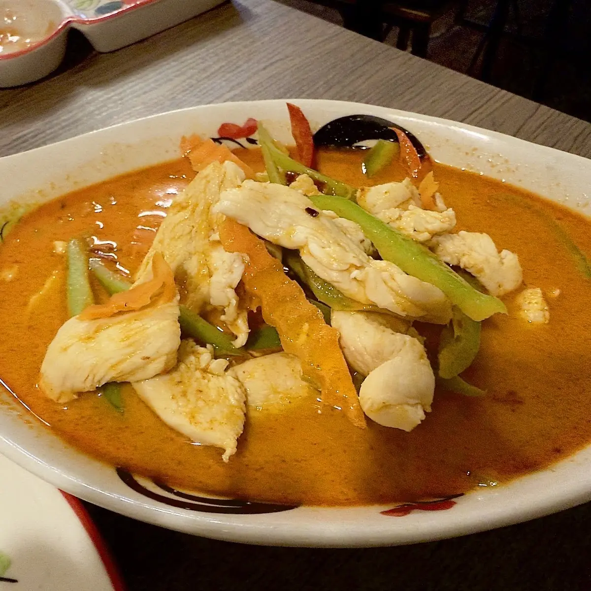 Spicy Elephant by Pawin Titelbild