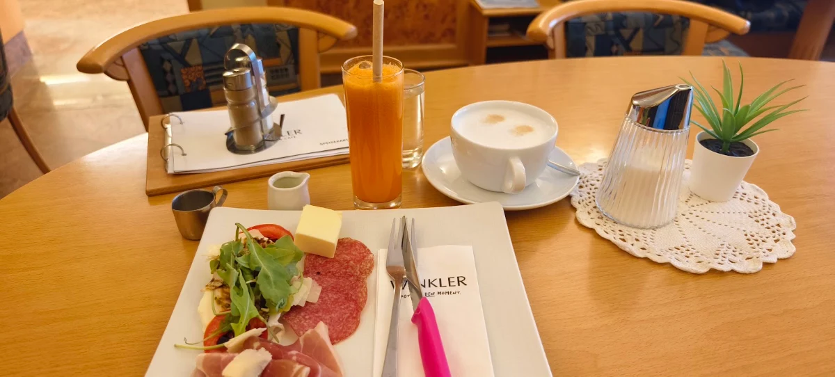 Essen und Trinken photo 1