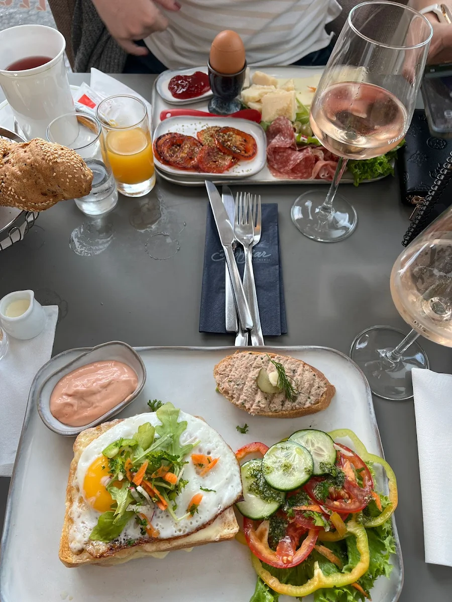 Essen und Trinken photo 3