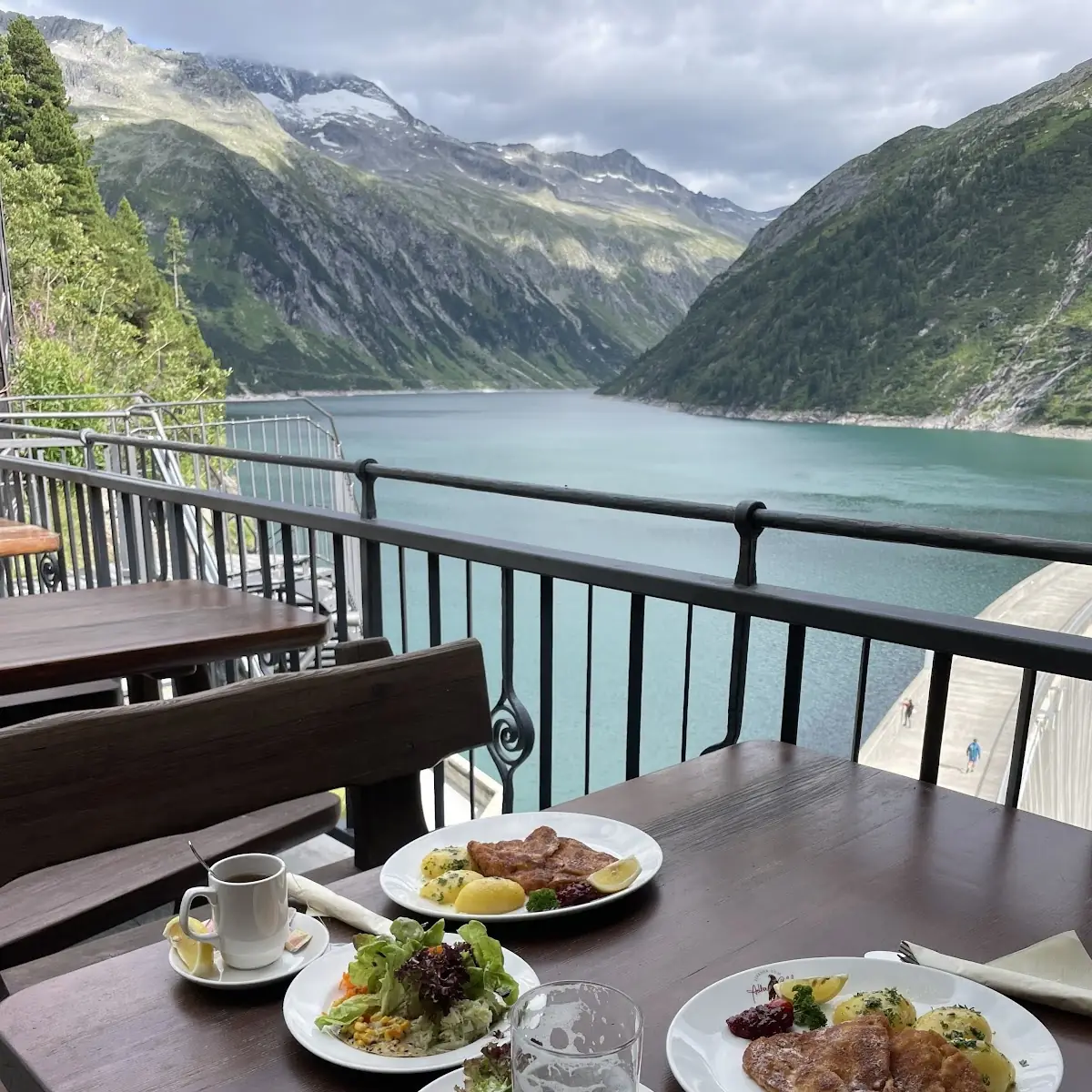Essen und Trinken photo 1