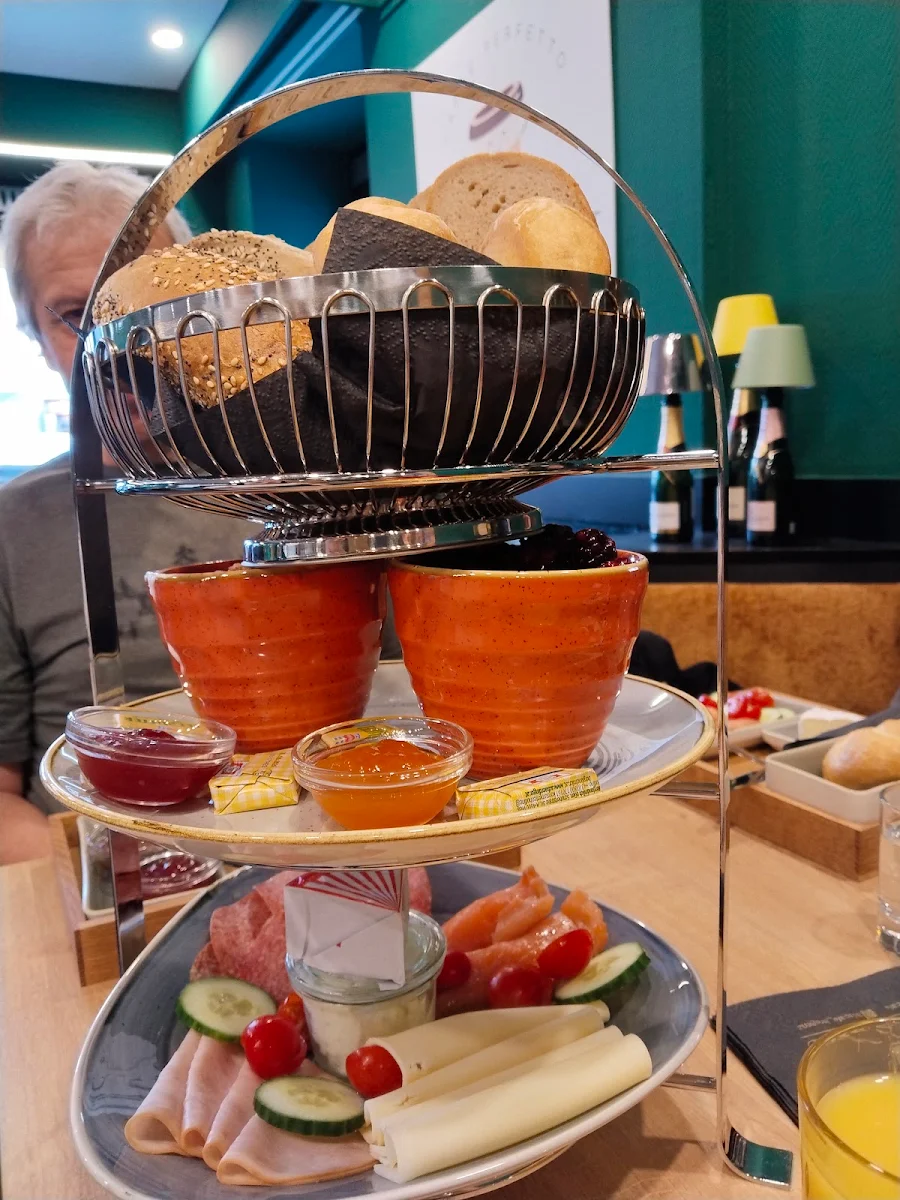 Essen und Trinken photo 3